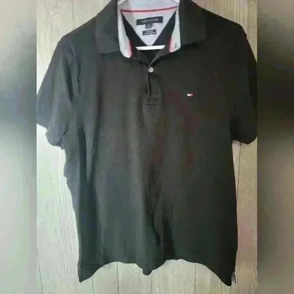 Tommy Hilfiger‎ polo shirt size Medium  Black